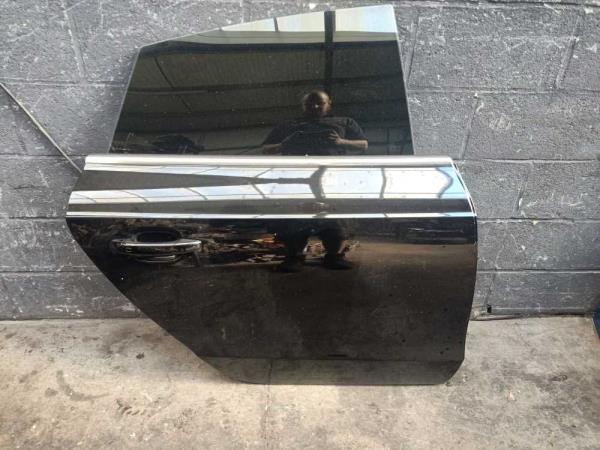 PORTE ARRIERE DROIT AUDI A5 2007-2016 - Vue 1